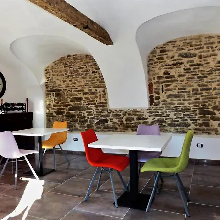 Nocleg ze śniadaniem Cascina Malinverni Rocchetta Palafea