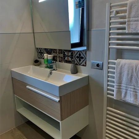 Cascina Malinverni 住宿加早餐酒店 3*