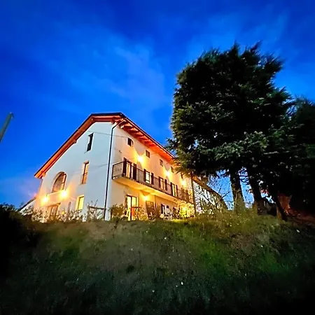 Cascina Malinverni Nocleg ze śniadaniem Rocchetta Palafea