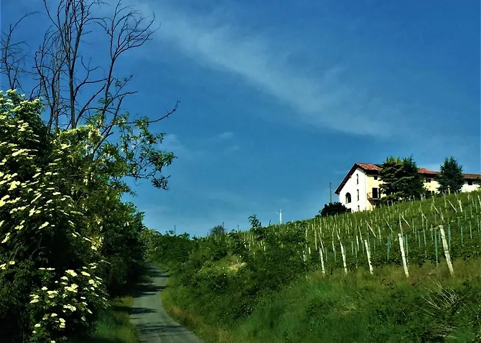 Cascina Malinverni Rocchetta Palafea